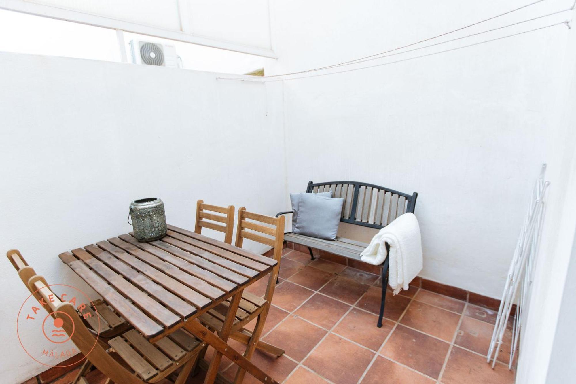 Apartment Casa Riad With Spacious Patio - Tcm Malaga Zewnętrze zdjęcie